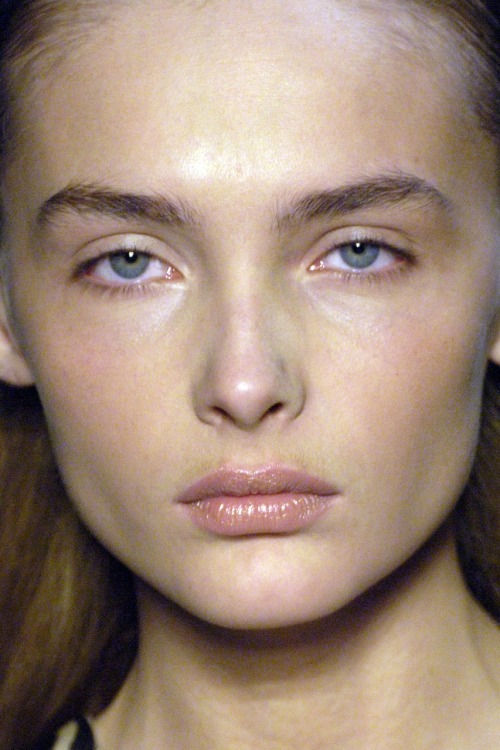 pradafied:  My general expression/feel for a day.