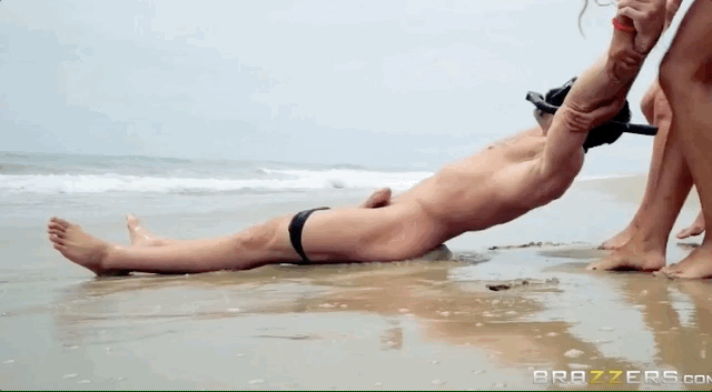 naughtyfuckdolls2-0:  filthydigitalslutz:  HELP, I’M DROWNING ! ! !  😂Click