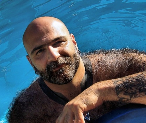 thehairiestmen:  The hairiest men are the best men. 