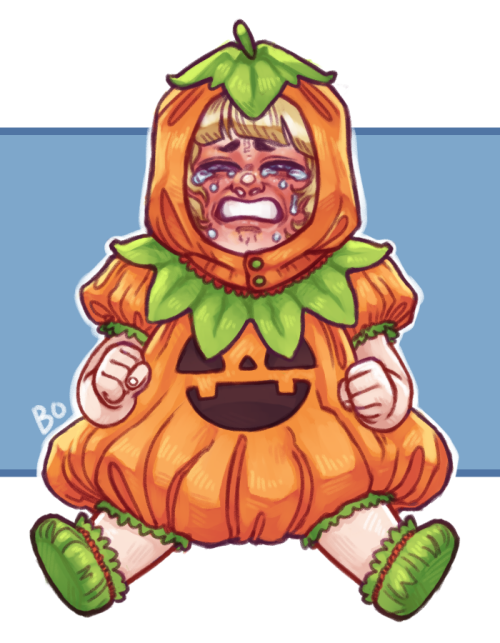 Baby Feenie was scared of pumpkins. 12 year old Feenie is still scared of pumpkins that hasn’t chang