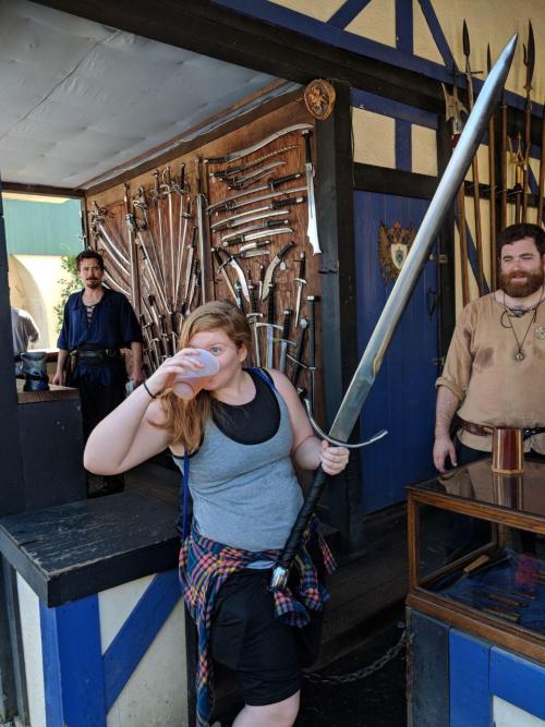 cipheramnesia:gingerisaspice:  cipheramnesia:gingerisaspice:gingerisaspice:with this blade and this mead i will protect you all from tyranny and the motherfuckers that threaten your home and hearth get this photo circulating again so that i can get some