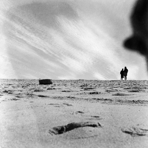 istmos: Fernando Lemos, “Alone” - Moledo - Sand and dizziness, 1949/52 