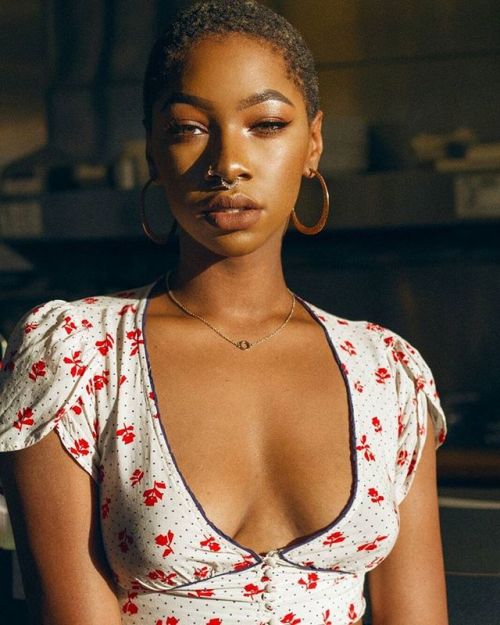 blackcoffeemagazine:mayah n. hatcher porn pictures