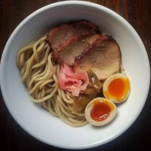 Smoked Tsukemen つけ麺 .