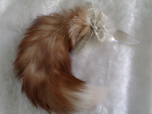 earthlypossessions:  it’s beautiful & it vibrates! please please please!  I need to find this tails source so I can add it to my collection! Help!