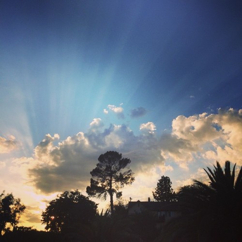 mydrunkkitchen: But these clouds though. #OutlookGood