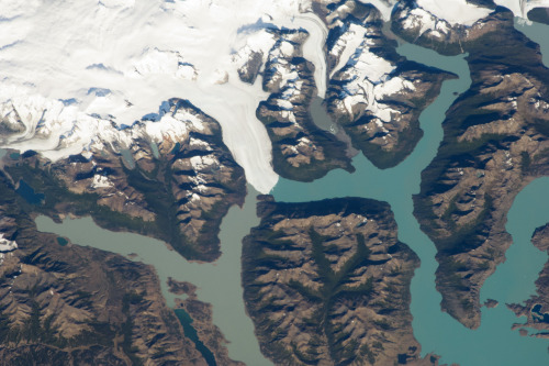 Porn mucholderthen:  [1] Perito Moreno Glacier photos