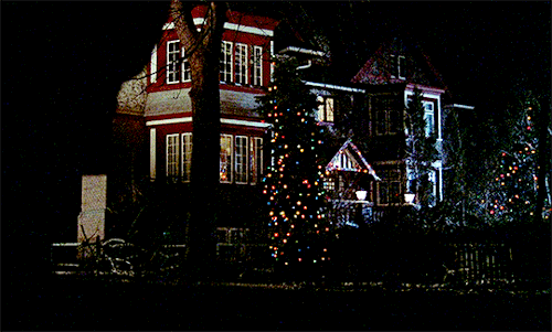 talesfromthecrypts: Please don’t you tell what we did Agnes! Black Christmas (1974) dir. Bob C
