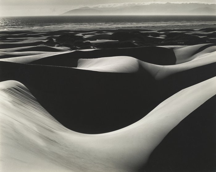 sfmoma:  To #PlayArtfully today, use the power of the sun and the buildings, objects