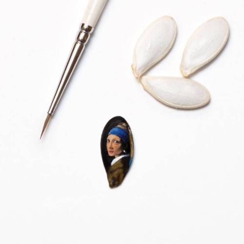 bestof-etsy:Intricate Miniature Paintings on Seeds by Salavat Fidai  Russian artist Salava