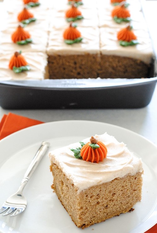 sweetoothgirl: PUMPKIN SHEET CAKE