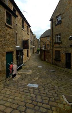 fuckitandmovetobritain:  Longnor, Staffordshire, Peak District, England, UK  