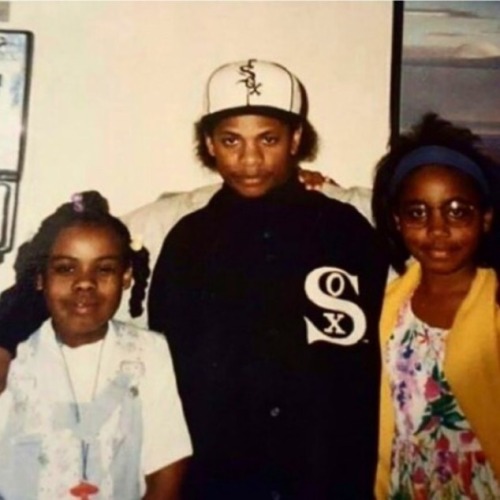 eazye-fanpage:  Eazy with fans