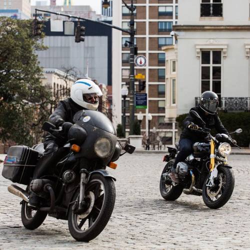 Pick one! Modern vs Vintage BMWs in #Baltimore #Maryland. #RNineT and a ‘76 #r75/6Riders: @t