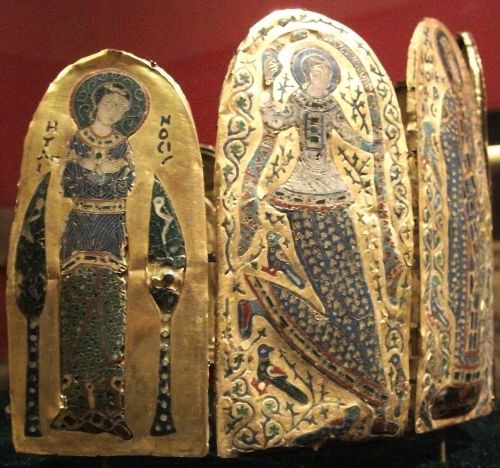 Byzantine enamel plaque crown of Monomacho with images of Emperor Constantine IX Monomachos, the Emp