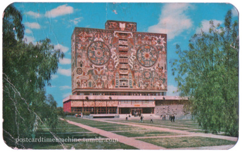 postcardtimemachine - Universidad Nacional de México