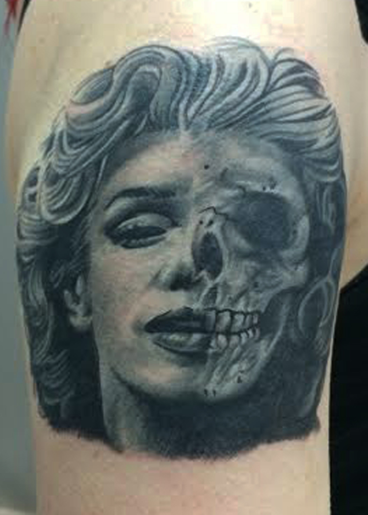 This is the tattoo Im getting on my thigh Need to save for this one   MyBitch MarilynMonroe  Marilyn monroe tattoo Tattoo blog Marilyn monroe
