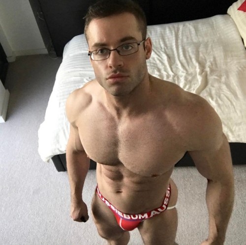 Porn photo bigmalepecs:  Zack Riley (@riley_zack)