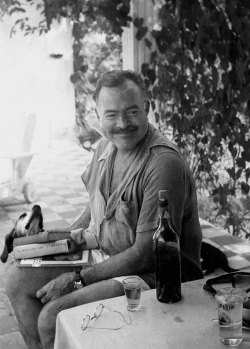 redguitarrr:   Ernest Hemingway’s Favorite Hamburger Recipe Ingredients– 1 lb. ground lean beef 2 cloves, minced garlic 2 little green onions, finely chopped 1 heaping teaspoon, India relish 2 tablespoons, capers 1 heaping teaspoon, Spice Islands