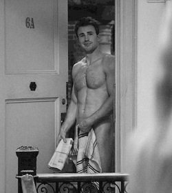 thatawesomesexblog:  my ovaries. unfffff. 