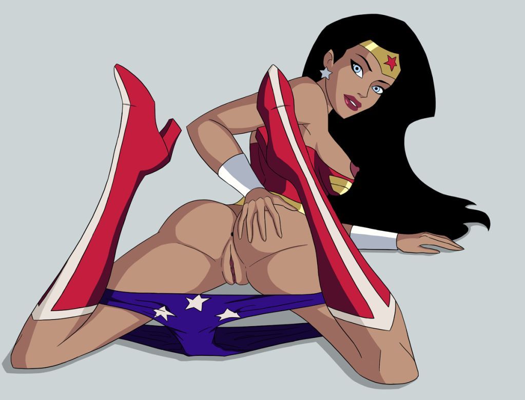 Justice league wonder woman naked