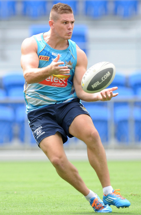 traveladdict227:  roscoe66: Paul Carter of the Gold Coast Titans