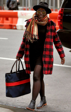 soph-okonedo:    Lupita Nyong'o out in New York City 