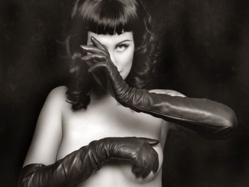 evesyd99:Leather Opera Gloves