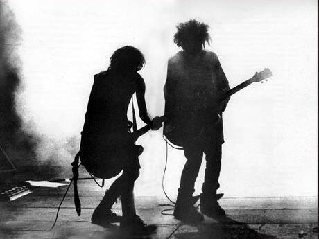 vaticanrust:Robert Smith and Simon Gallup of The Cure 