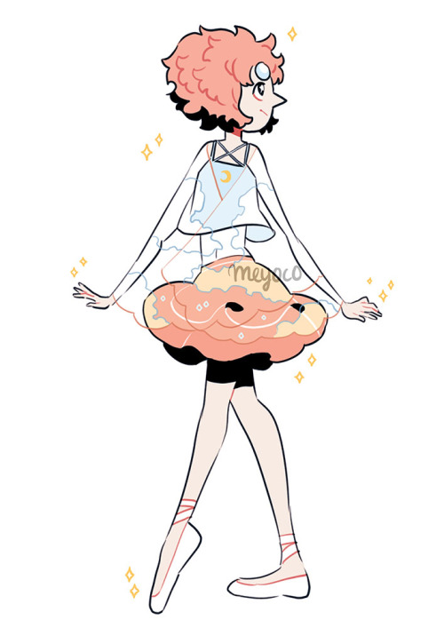 cousaten:  Pearlescent fashion 