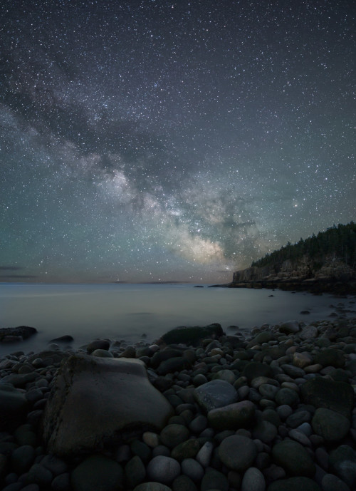 mistymorningme:
“ Milky Way Otter Point © Nate Levesque
Acadia Night Sky from Boulder Beach, Maine.
”