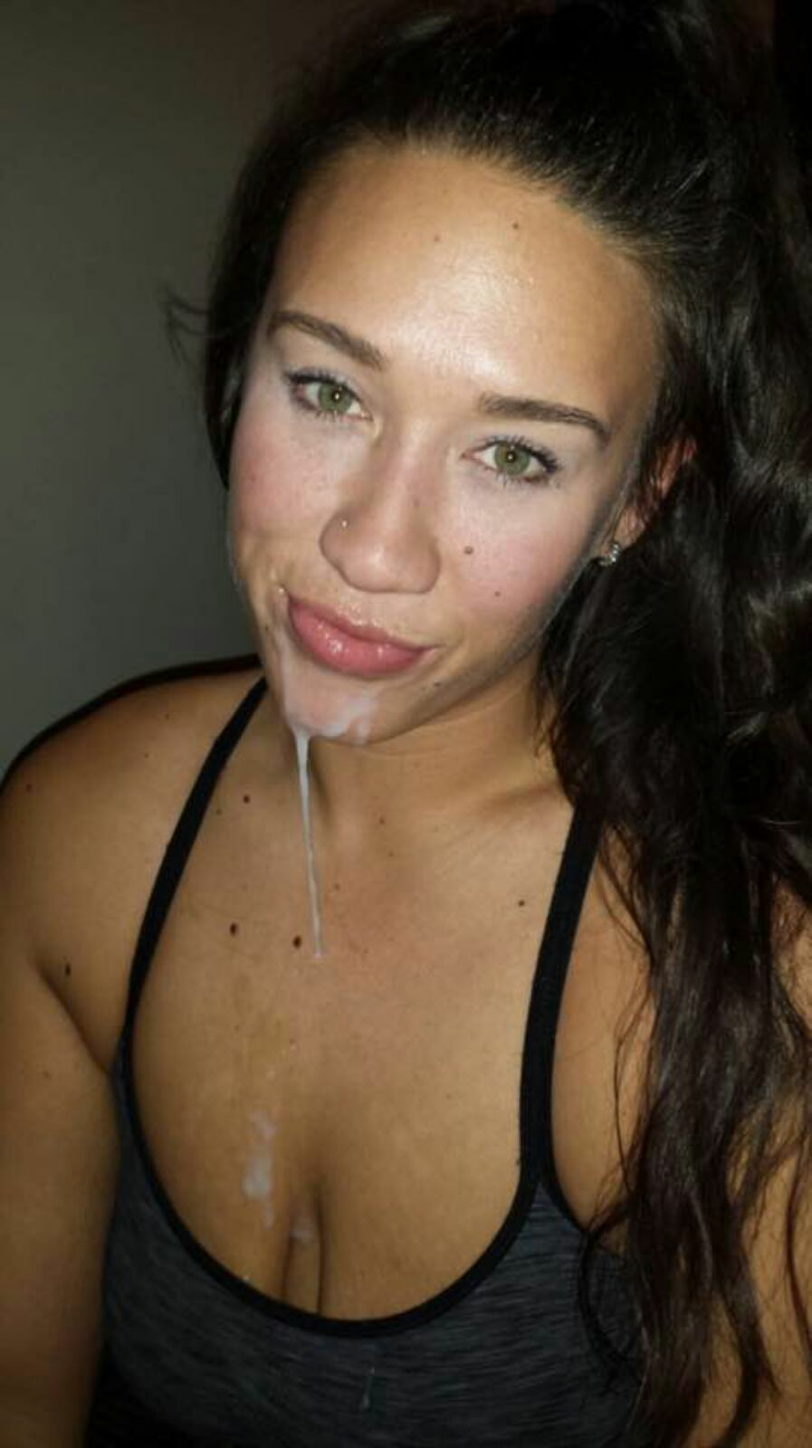 letmepostyouramateursex:  I think she is a new favorite!!!! Nice submission!!!