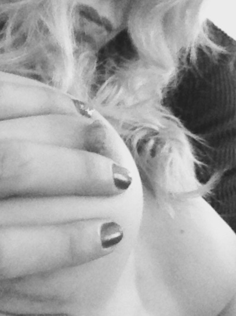 sammyandjames:  Just waiting for him to get home and lick my pussy till I can’t
