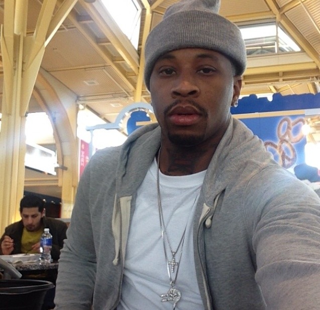 reshawndbrown: niggacrusheveryday:  He look so good! That’s can be bae! ♥️❤️😏