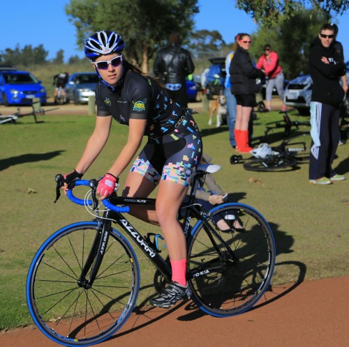 mari-musing: ATTA Time Trial Photo Set: Starring clubathletica and featuring yours truly in support 