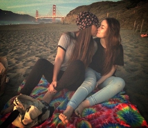 lesbian-sweethearts:  Follow for more lesbians!