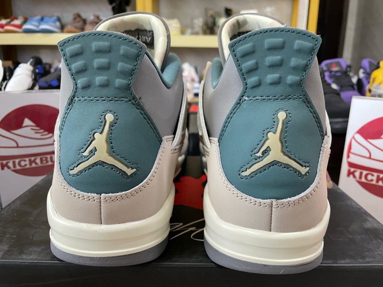 QC; Air Jordan 4 LOUIS VUITTON : r/sneakerhead