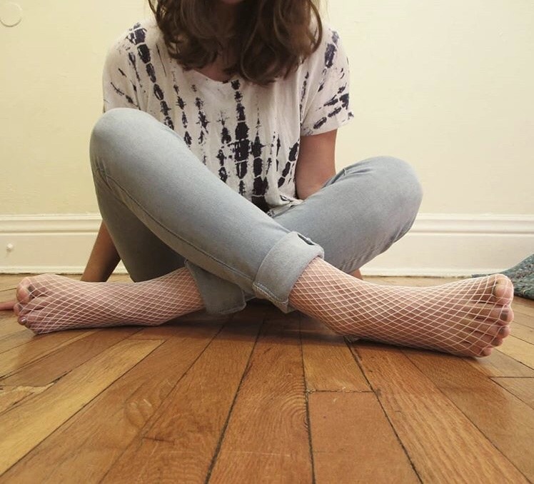 nylons-jeans:  