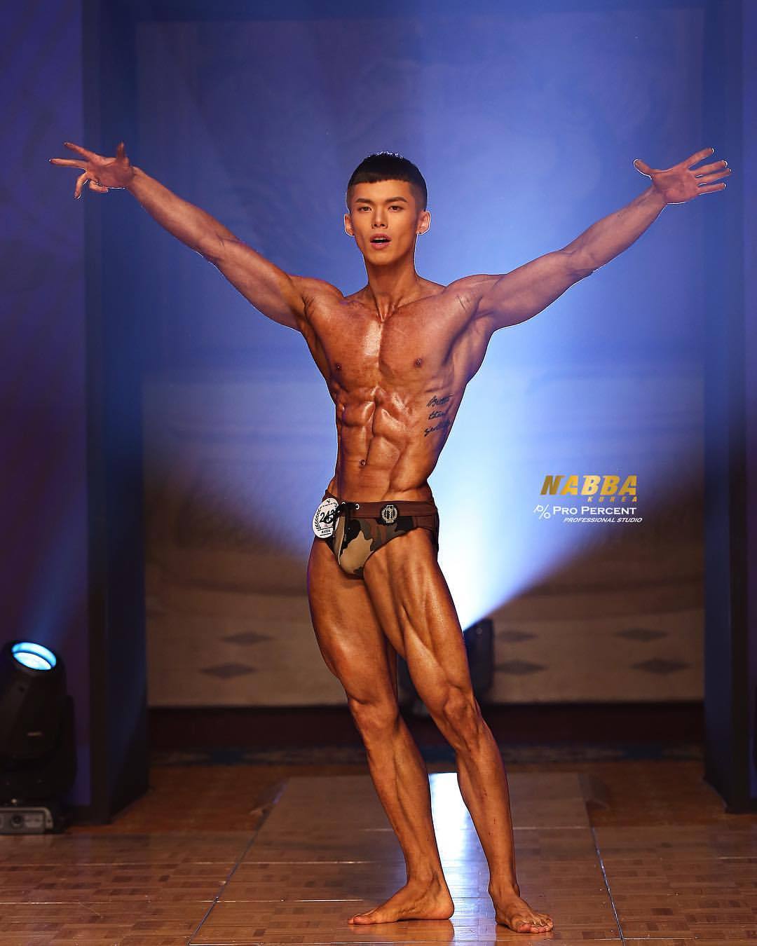 shreddedobsession:Lee Hyun Se