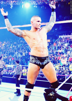 Because Randy loves showing off what he&rsquo;s got!