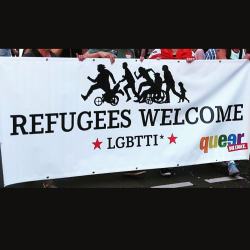 anundeadanarchist:  “Refugees welcome” Banner auf dem CSD Hamburg. 