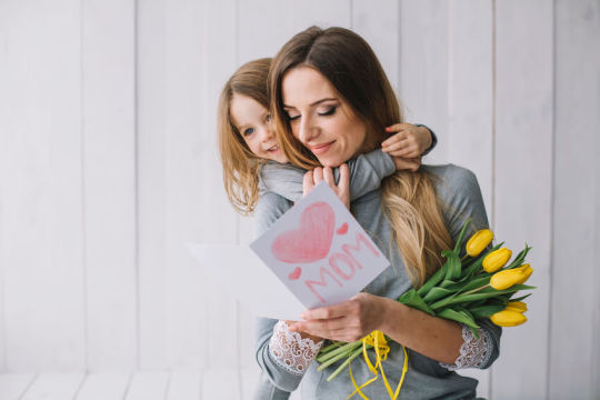 Kazza Fiori - Lembrancinhas para o Dia das Mães: 5 ideias com flores  artificiais