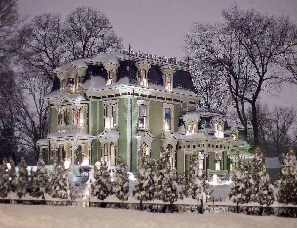 steampunktendencies: Snowy Victorian Houses 3 Snowy Victorian 1 &amp; 2 