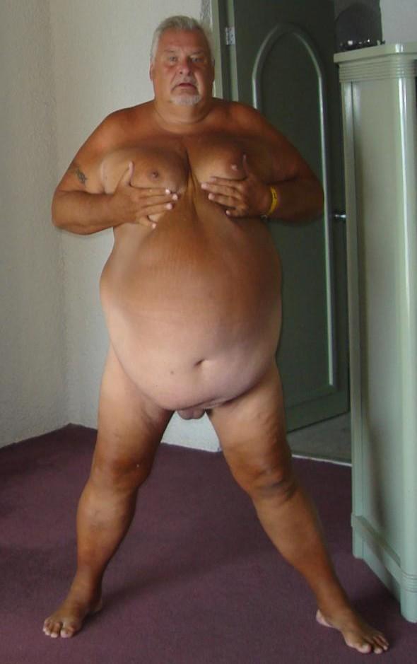 luvfatpapas:  extra-ordinary-men:  From the net  Please tell me there are more pics