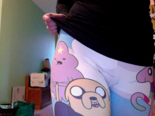 Porn photo maj0raswrath:  LSP is on my thigh and I am