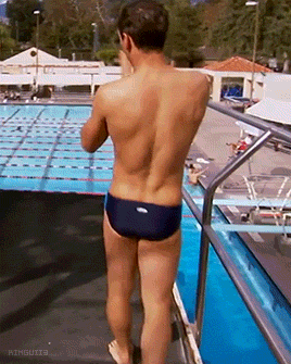 http://cinemagaygifs.tumblr.com/post/153513562783