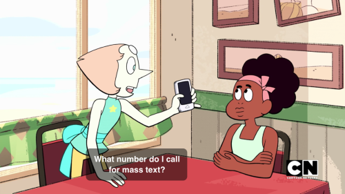 lcpislczulii:  Pearl + Her New Cell Phone