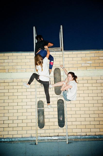 skate-girlz:  Skate girl http://skate-girlz.tumblr.com/ 