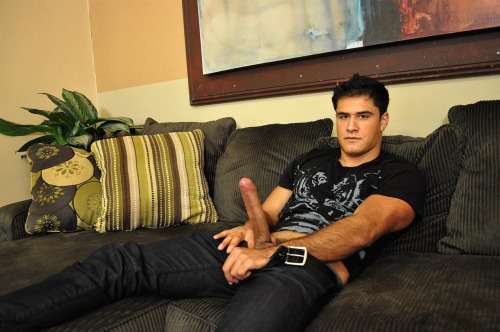bigpenisboys:  gay porn will make you cummmbigpenisboys.tumblr.com  Bigger