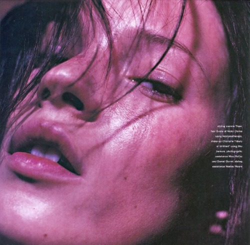 voulair:  Kate Moss for The Face March 1999 